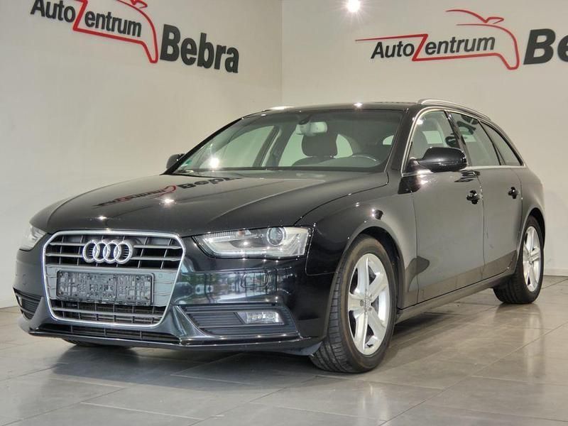 Phantomschwarz Gebraucht 2013 Audi A4 Ambition Kombi | 10.990 € (Guter Preis) - Bild 1/4