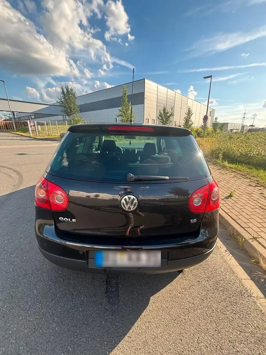Gebraucht VW Golf V 101 PS (74 kW) 2007 Schwarz Kleinwagen