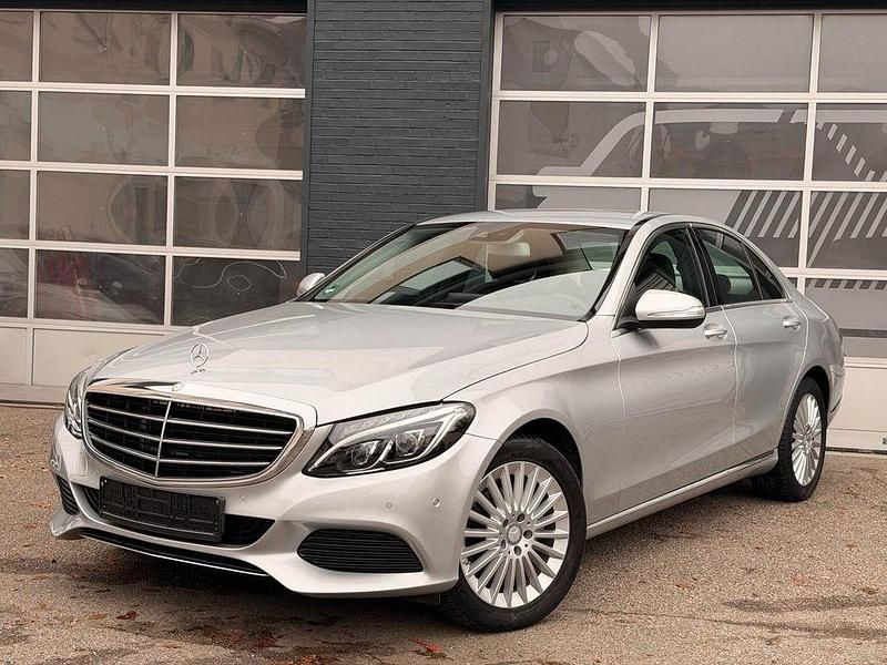 Silber Gebraucht 2014 Mercedes C180 Exclusive Limousine | 19.500 € (Fairer Preis) - Bild 1/4