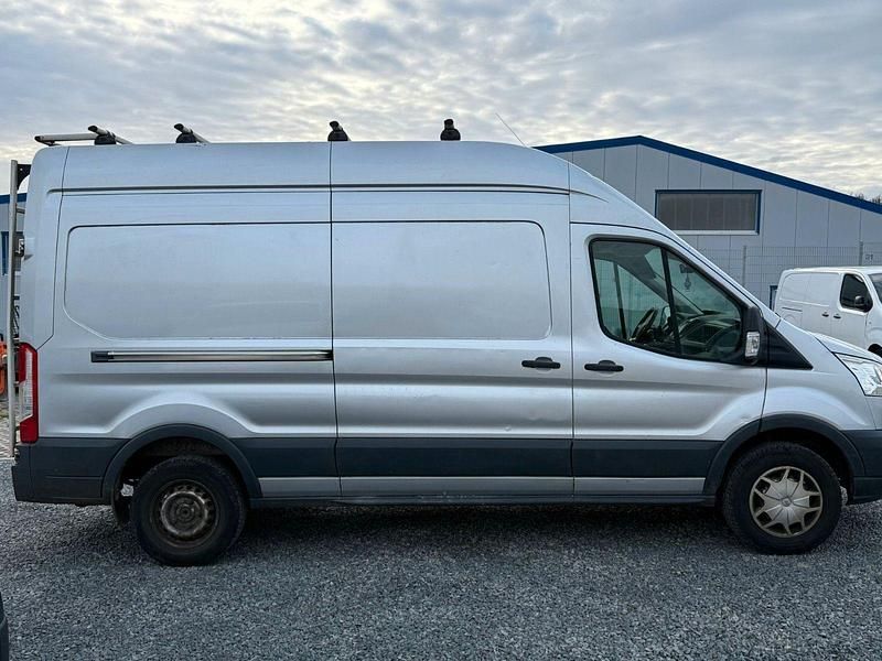 Gebraucht Ford Transit Trend 155 PS (114 kW) 2016 Weiß Van / Kleinbus
