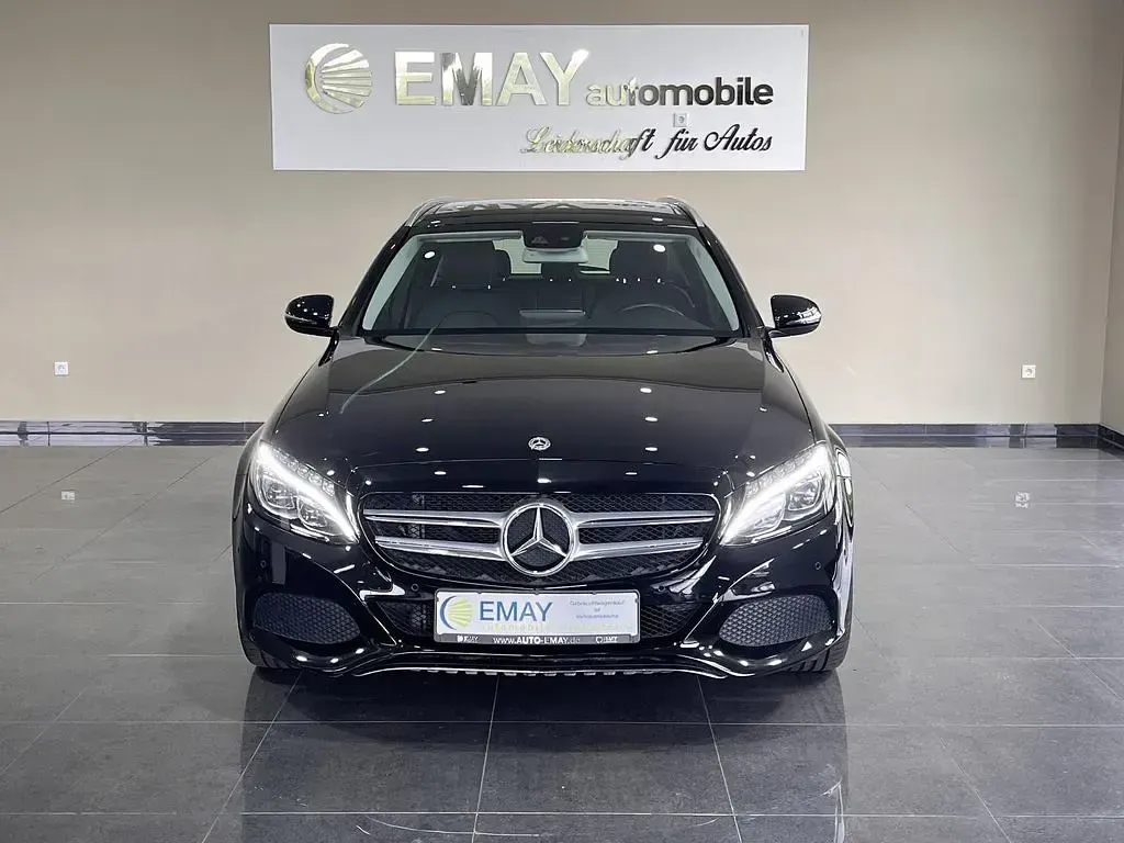 Gebraucht Mercedes C200 Avantgarde 136 PS (100 kW) 2018 Schwarz Kombi
