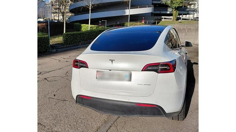 Gebraucht Tesla Model Y 378 kW (514 PS) 2021 Weiß SUV
