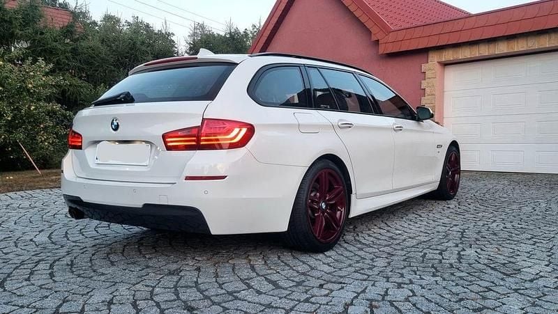 Gebraucht BMW 530 Performance 258 PS (189 kW) 2013 Weiß Kombi