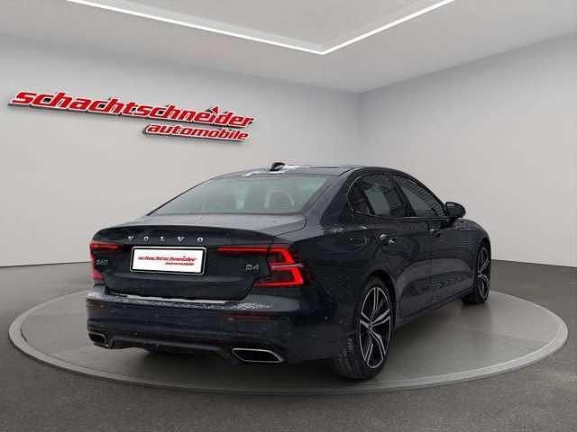 Gebraucht Volvo S60 145 PS (106 kW) 2021 Limousine