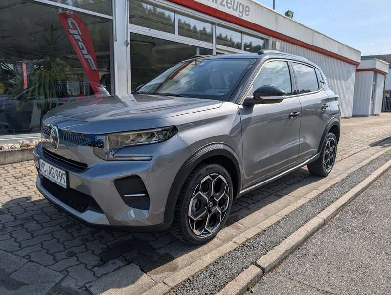 Mercuregrau Gebraucht 2024 Citroën C3 Kleinwagen | 19.999 € (Teuer) - Bild 1/4