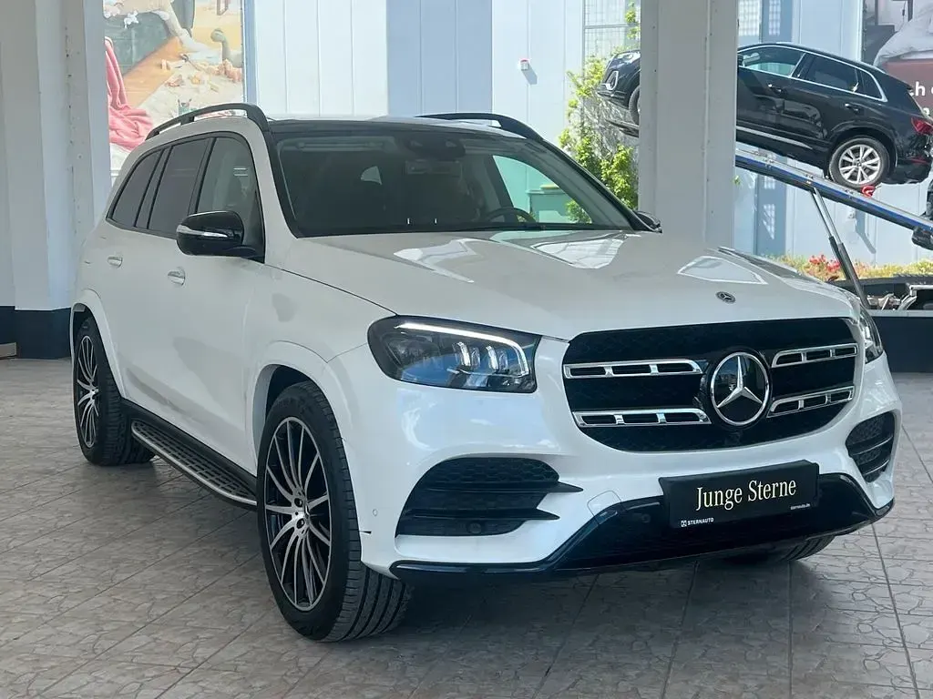 Gebraucht Mercedes GLS450 AMG line 367 PS (269 kW) 2024 Manufaktur diamantweiß bright SUV
