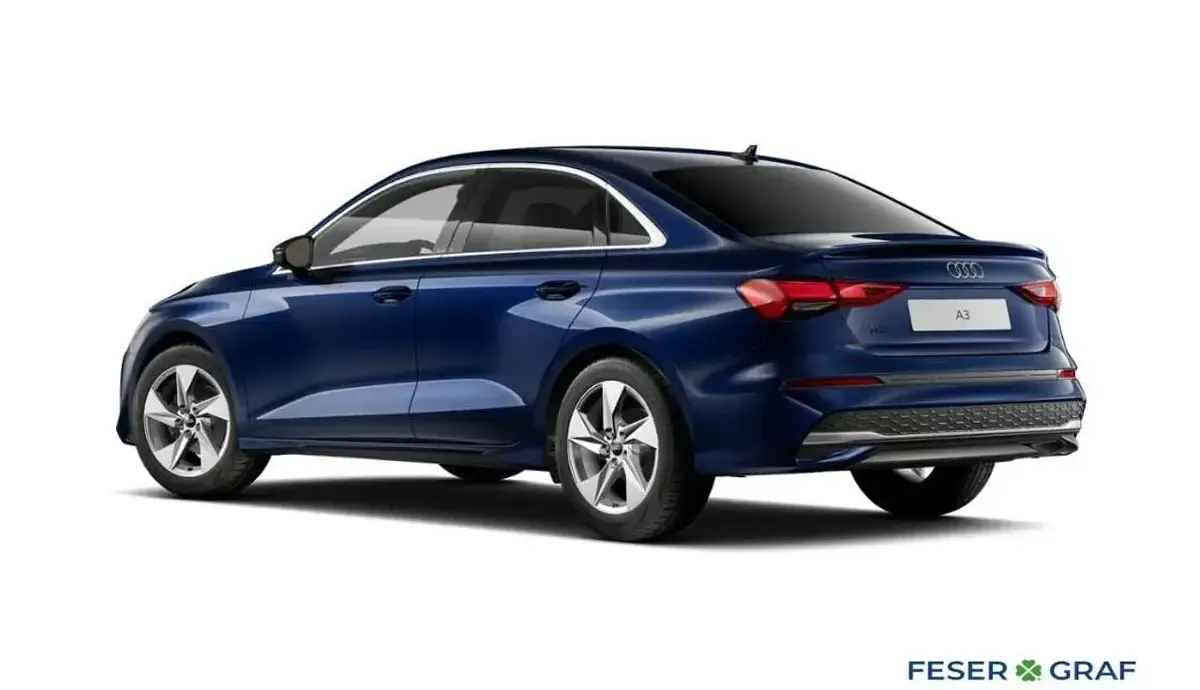 Gebraucht Audi A3 Advanced Plus 150 PS (110 kW) 2025 Navarrablau metallic Limousine