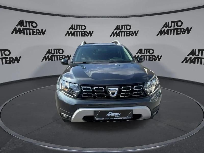 Używany Dacia Duster Celebration 101 KM (74 kW) 2020 Szary SUV