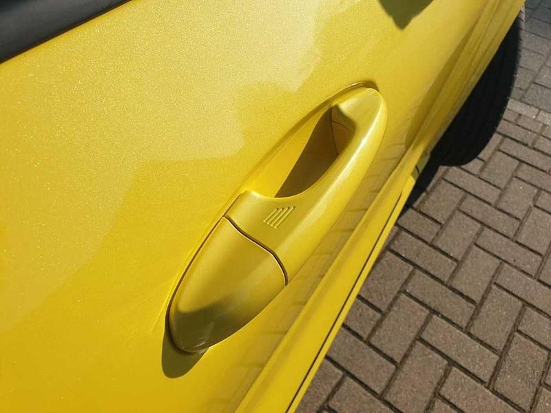Gebraucht Ford Puma Gen-E Premium 124 kW (169 PS) 2025 Electric yellow SUV