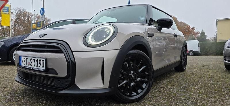 Beige Gebraucht 2021 Mini Cooper Resolute Edition Kleinwagen | 21.699 € (Fairer Preis) - Bild 1/4