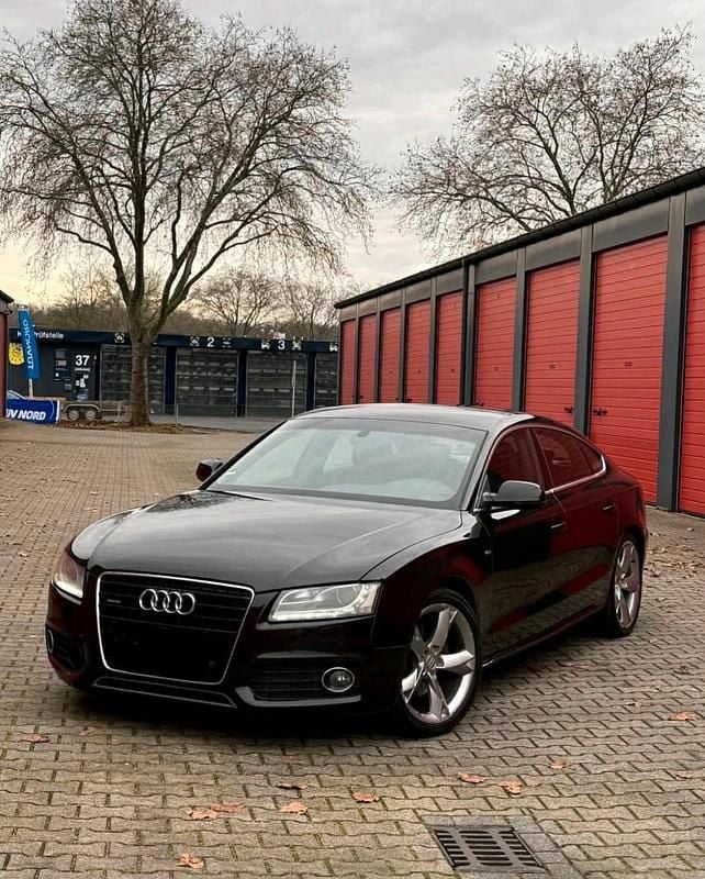 Schwarz Gebraucht 2011 Audi A5 Sportback S-line plus Kleinwagen | 8.400 € (Guter Preis) - Bild 1/4
