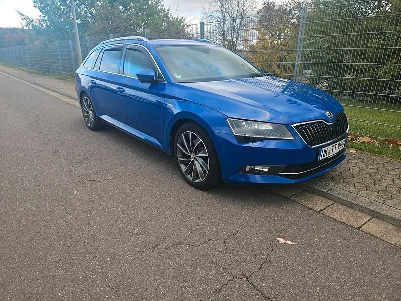 Gebraucht Skoda Superb LAURIN & KLEMENT 190 PS (139 kW) 2019 Kombi