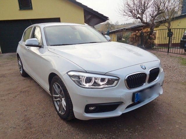 Gebraucht BMW 118 Advantage 136 PS (100 kW) 2019 Weiß Kleinwagen