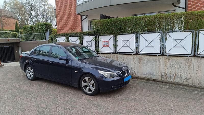 Gebraucht BMW 520 170 PS (125 kW) 2004 Blau Limousine