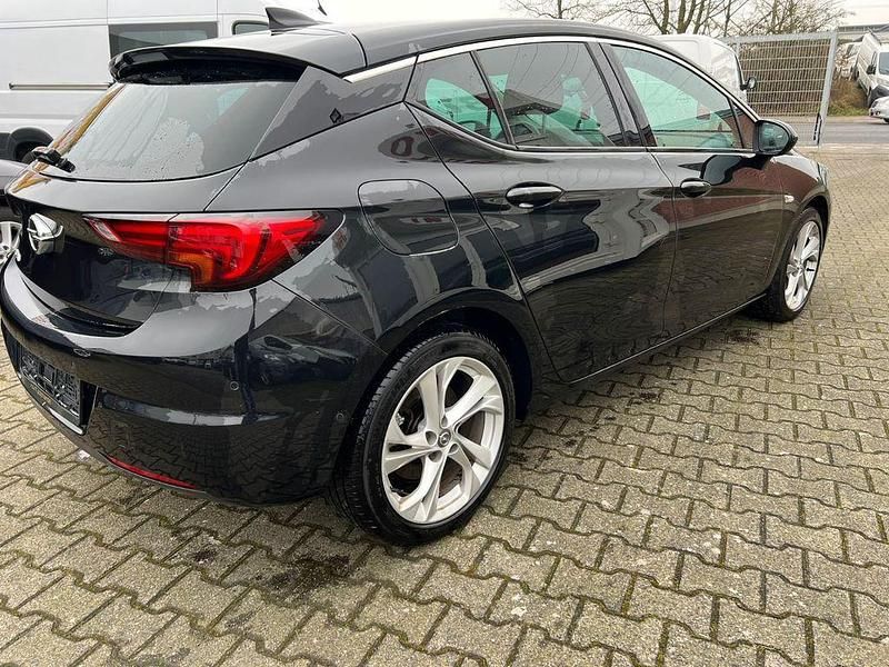 Gebraucht Opel Astra Innovation 160 PS (117 kW) 2016 Schwarz Limousine