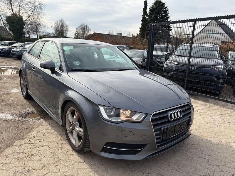 Gebraucht Audi A3 Ambiente 110 PS (80 kW) 2015 Blau Coupé