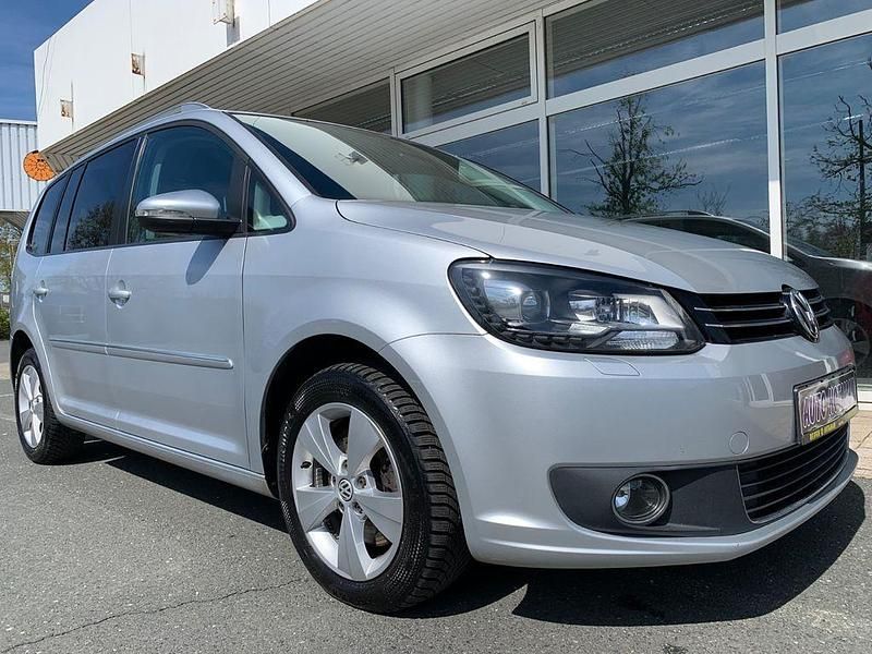 Gebraucht VW Touran Highline 140 PS (102 kW) 2012 Silber Van / Kleinbus