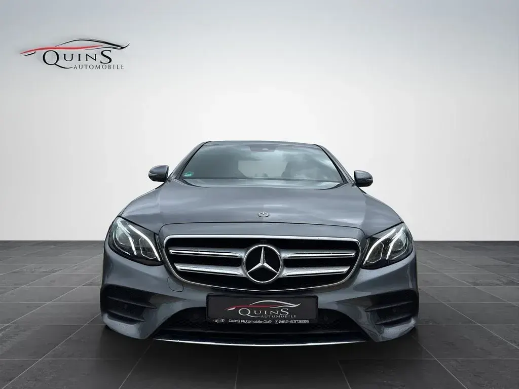 Gebraucht Mercedes E300 AMG 245 PS (180 kW) 2017 Grau Limousine
