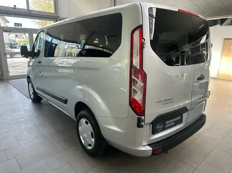 Gebraucht Ford Transit Custom Trend 105 PS (77 kW) 2021 Polarsilber metallic (metallic) Kombi