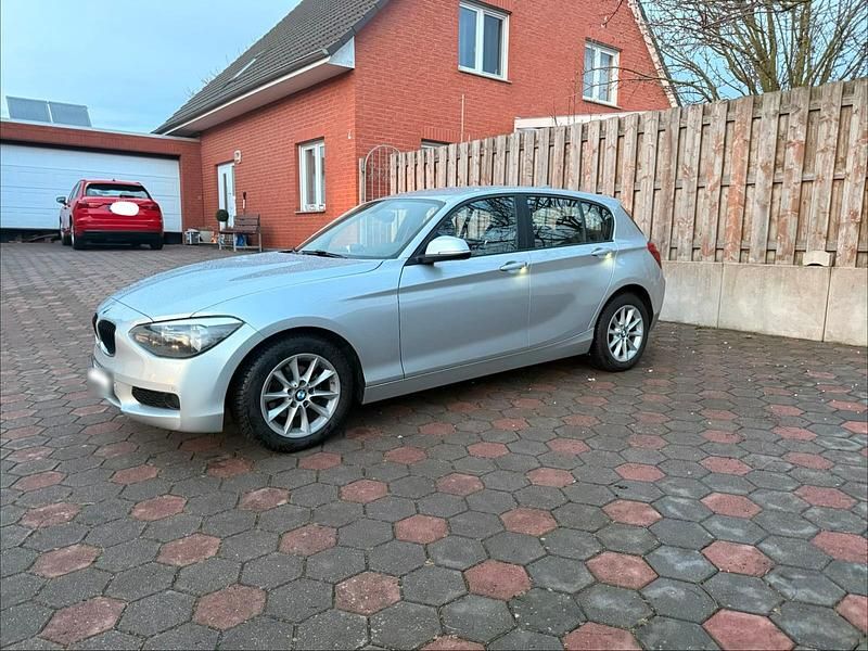 Gebraucht BMW 116 116 PS (85 kW) 2014 Silber Kleinwagen