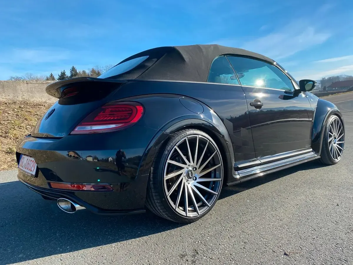 Gebraucht VW Beetle R-line 220 PS (161 kW) 2017 Schwarz Kleinwagen