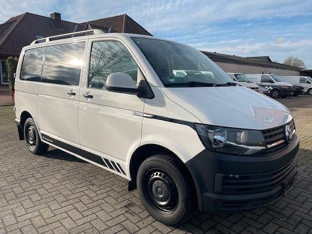 Weiß Gebraucht 2015 VW Transporter Van | 14.900 € (Fairer Preis) - Bild 1/4