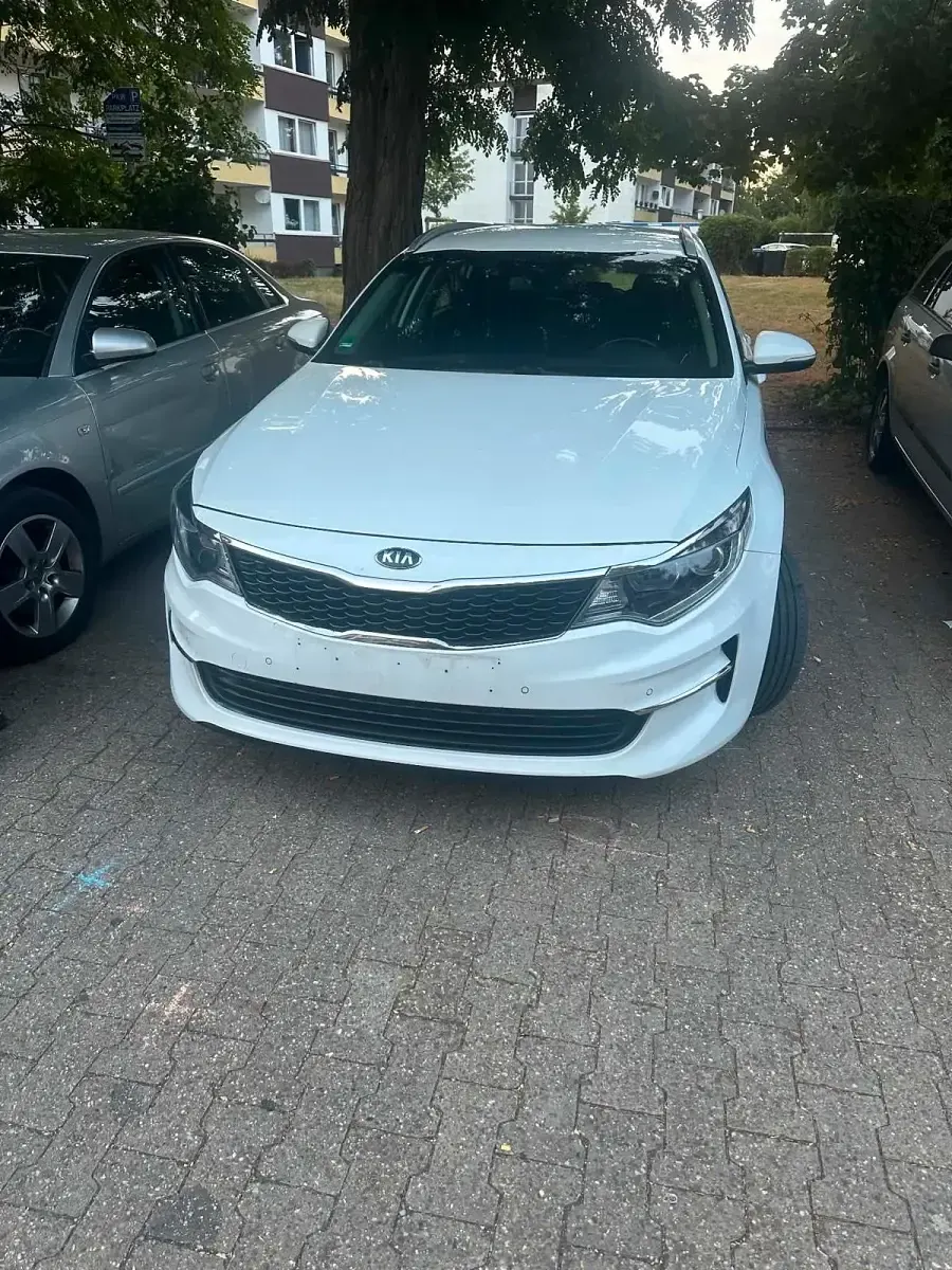 Gebraucht Kia Optima 145 PS (106 kW) 2017 Weiß Kombi
