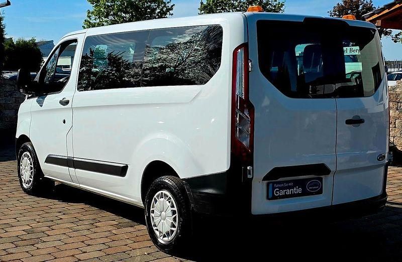 Gebraucht Ford Transit 101 PS (74 kW) 2015 Weiß Kombi