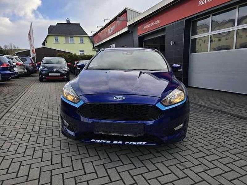 Gebraucht Ford Focus ST-Line 150 PS (110 kW) 2017 Indicblau metallic Kleinwagen