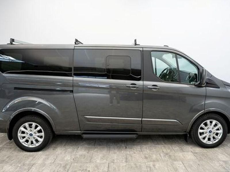 Gebraucht Ford Tourneo Custom Titanium X 170 PS (125 kW) 2023 Magneticgrau metallic Van