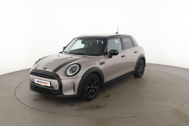 Grau Gebraucht 2023 Mini Cooper Classic Kleinwagen | 23.920 € (Fairer Preis) - Bild 1/3