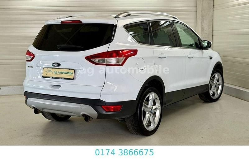 Używany Ford Kuga 150 KM (110 kW) 2016 Biały SUV