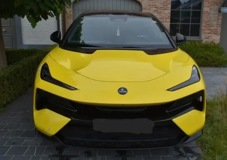 Używany Lotus Eletre 450 kW (612 KM) 2023 Żółty SUV
