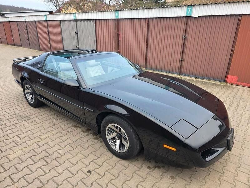 Gebraucht Pontiac Firebird 140 PS (102 kW) 1990 Schwarz Coupé