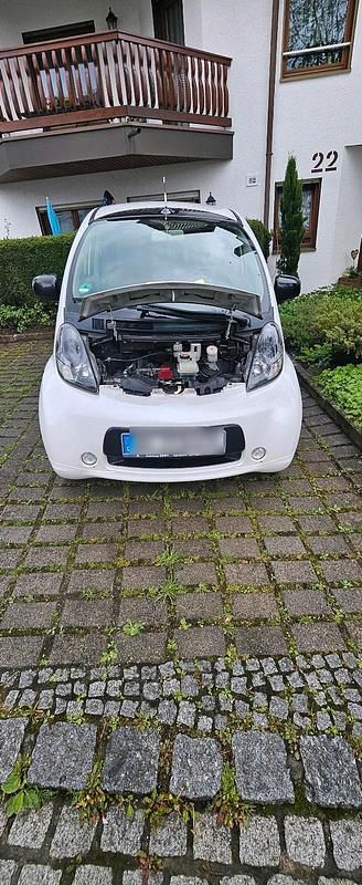 Weiß Gebraucht 2012 Citroën C-zero Kleinwagen | 3.000 € - Bild 1/4