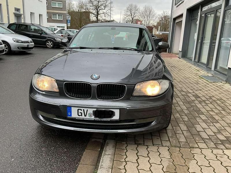 Gebraucht BMW 120 177 PS (130 kW) 2008 Grau Kleinwagen