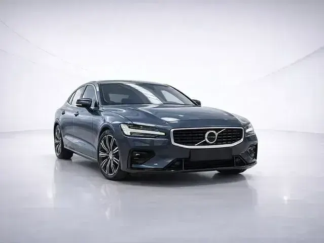 Gebraucht Volvo S60 R-Design 190 PS (139 kW) 2020 Denim blue / metallic Limousine