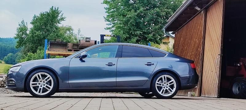 Grau Gebraucht 2014 Audi A5 S-Line Coupé | 12.000 € (Superpreis) - Bild 1/4