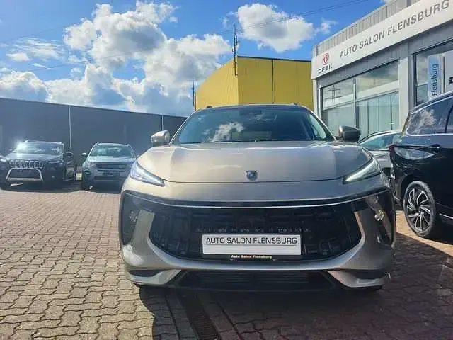Neu DFSK Forthing 5 177 PS (130 kW) 2026 SUV