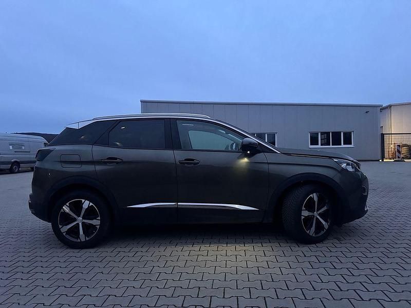 Gebraucht Peugeot 3008 Allure 131 PS (96 kW) 2019 Grau SUV