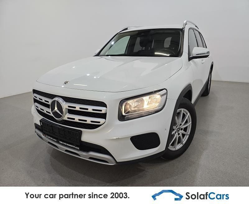 Weiß Gebraucht 2021 Mercedes GLB200 SUV | 20.086 € (Guter Preis) - Bild 1/4