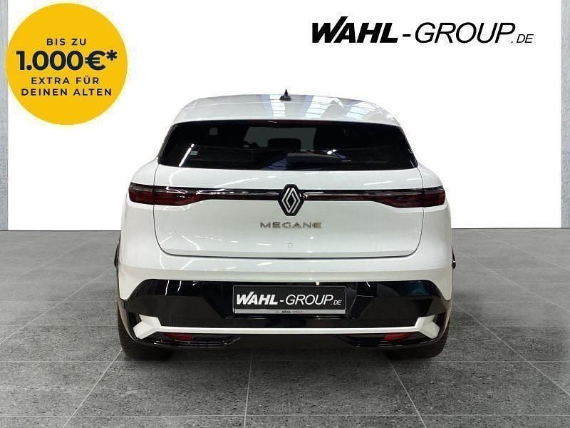Usado Renault Megane E-Tech Equilibre 96 kW (131 CV) 2022 Blanco Berlina