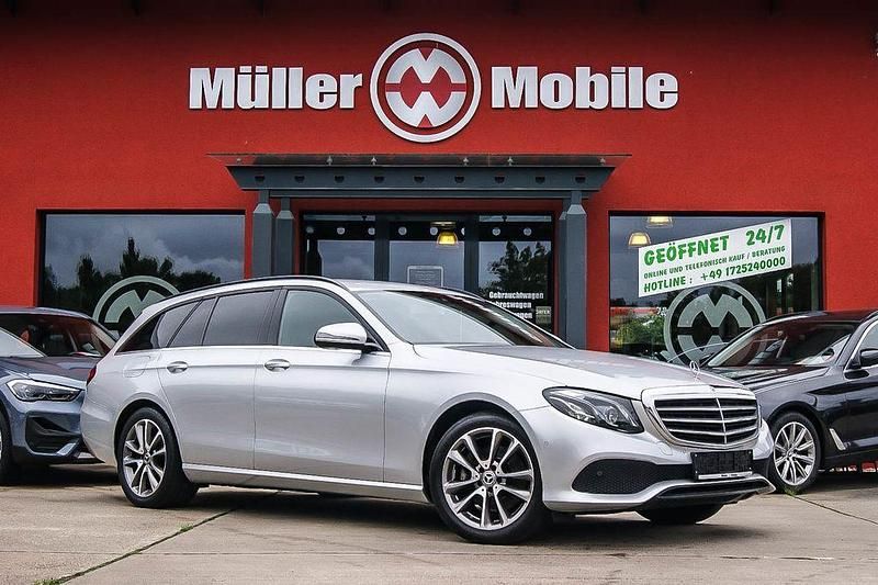 Silber Gebraucht 2018 Mercedes E200 Kombi | 27.900 € (Teuer) - Bild 1/4