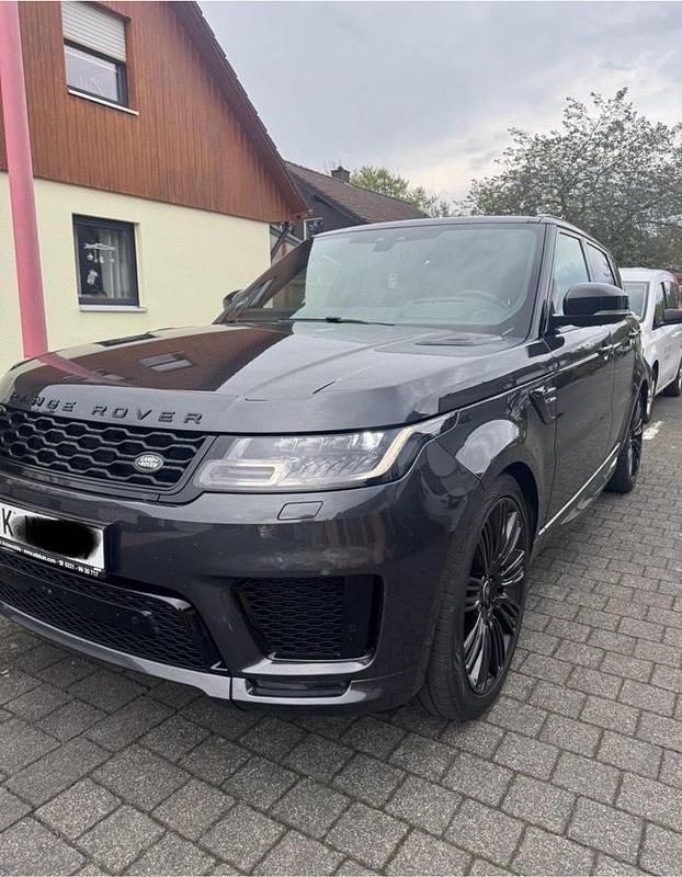 Grau Gebraucht 2019 Land Rover Range Rover Sport SUV | 37.900 € (Fairer Preis) - Bild 1/4