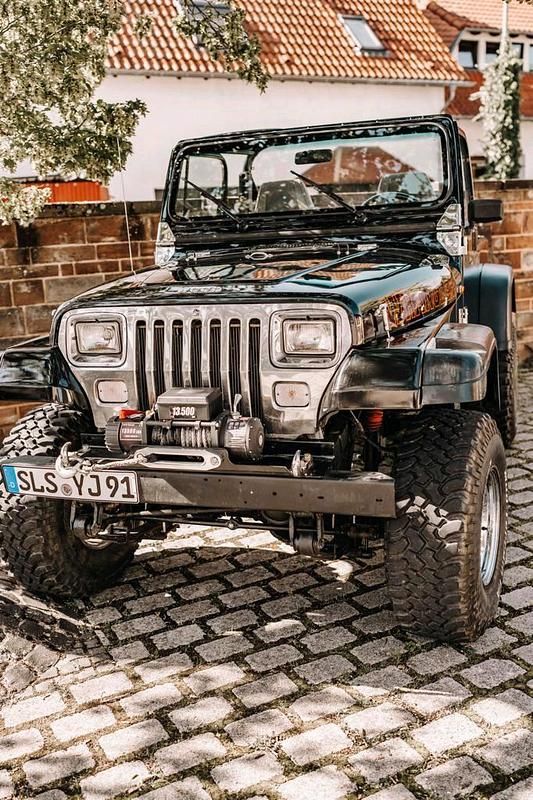 Schwarz Gebraucht 1991 Jeep Wrangler SUV | 18.250 € - Bild 1/4