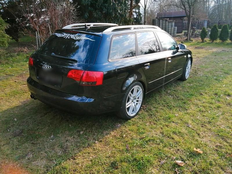 Gebraucht Audi A4 140 PS (102 kW) 2007 Schwarz Kombi