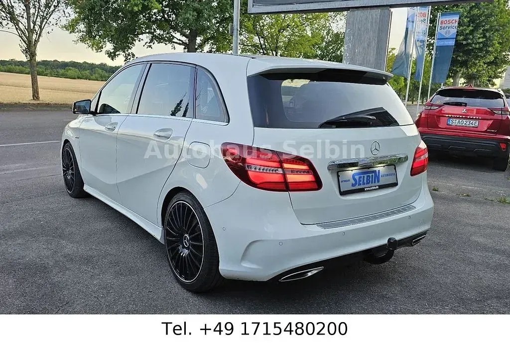 Gebraucht Mercedes B200 Sport 136 PS (100 kW) 2014 Weiß Kleinwagen