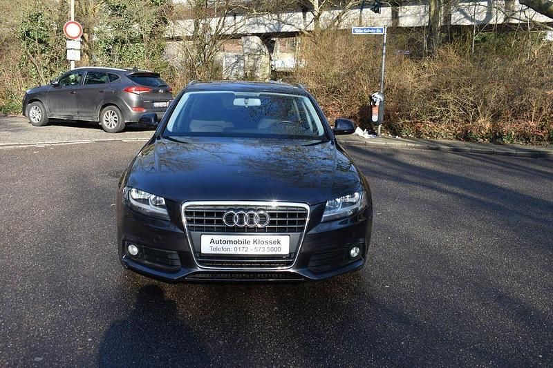 Gebraucht Audi A4 Ambition 120 PS (88 kW) 2009 Grau Kombi