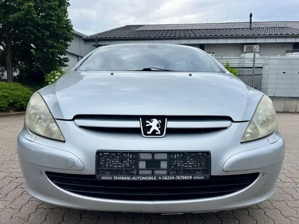 Gebraucht Peugeot 307 Platinum 136 PS (100 kW) 2003 Silber Limousine