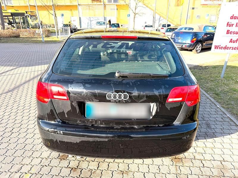 Gebraucht Audi A3 105 PS (77 kW) 2007 Schwarz Kleinwagen